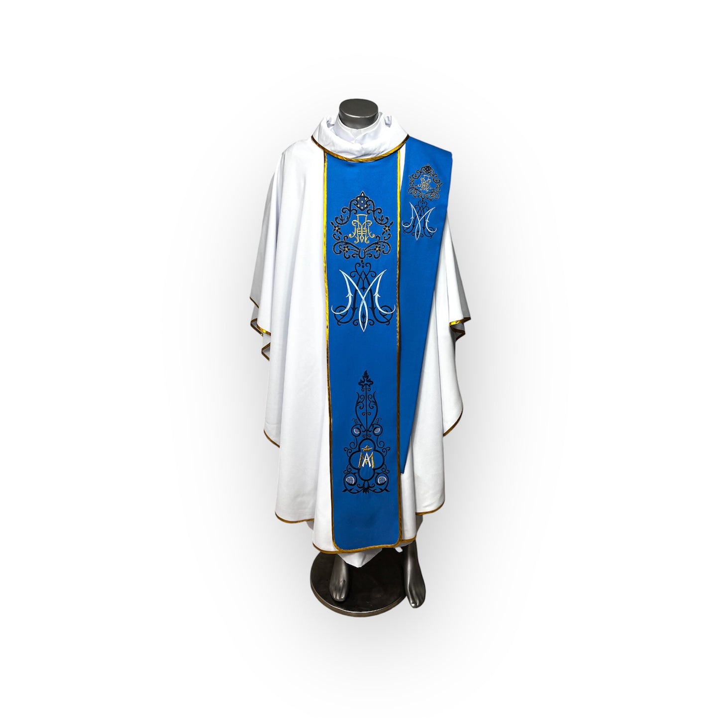 Casulla lino mariana bordada, blanco con azul