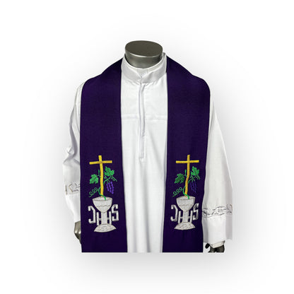 Casulla cuello especial morado